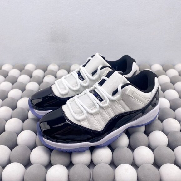 Jordan Other - Air Jordan 11 Retro (GS)